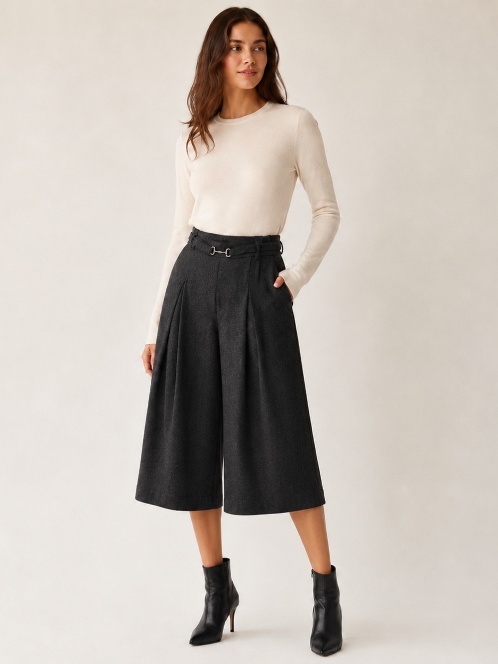 Aritzia Babaton Wool Cashmere Cropped Culotte Pants Size 6